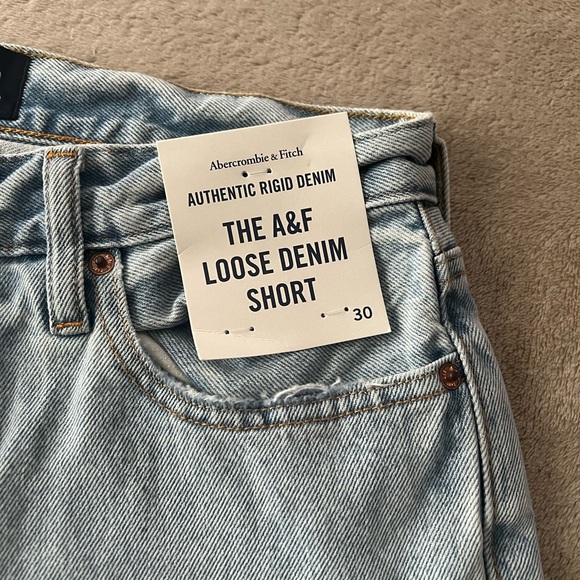 A&F Jean Shorts - Picture 3 of 4
